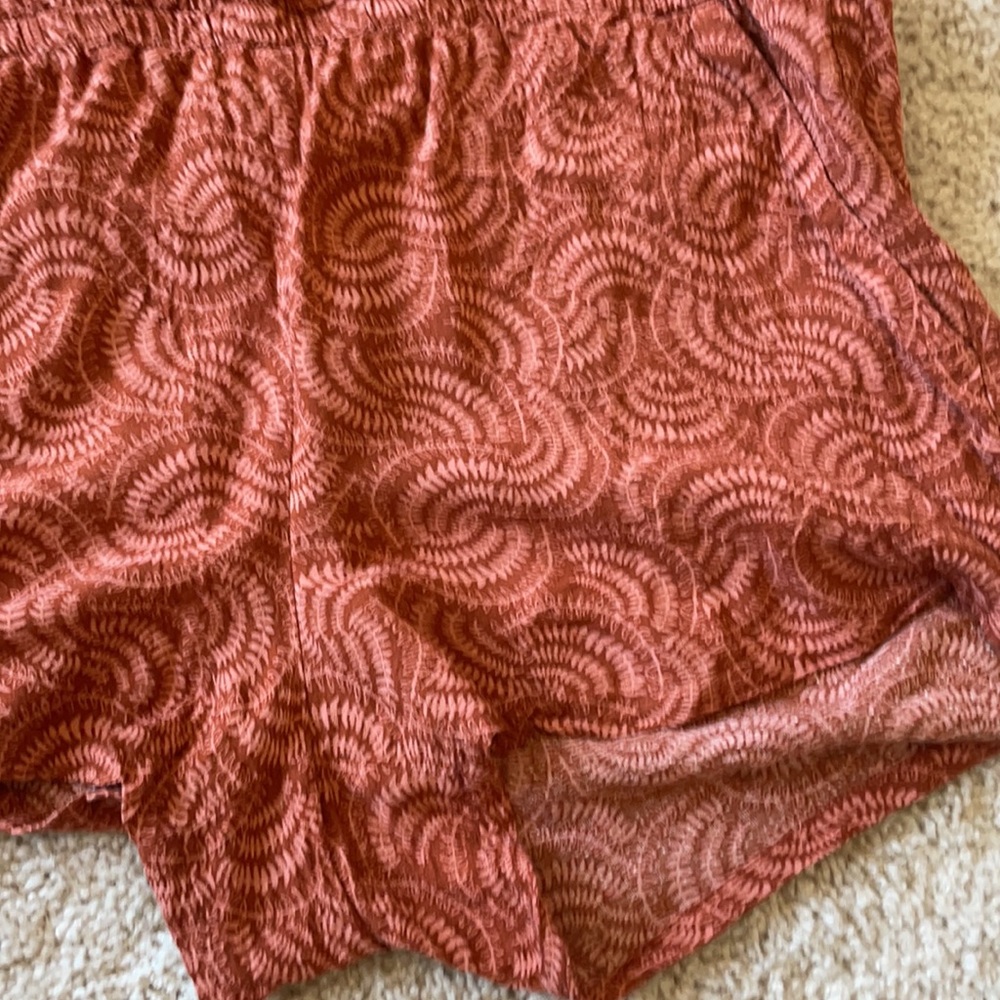 Hinge romper - Picture 7 of 9